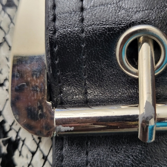 Women's Snakes Skin Wallet - Picture 6 of 6